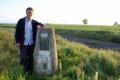 S1534 - Trig pose!