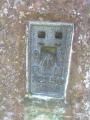Flush bracket